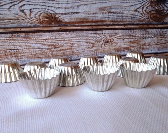 Vintage 1.8" fluted molds, 12 pcs tin mini muffin set, Small round baking cups, Baking candy molds, Muffin baking dishes, Baking accessories