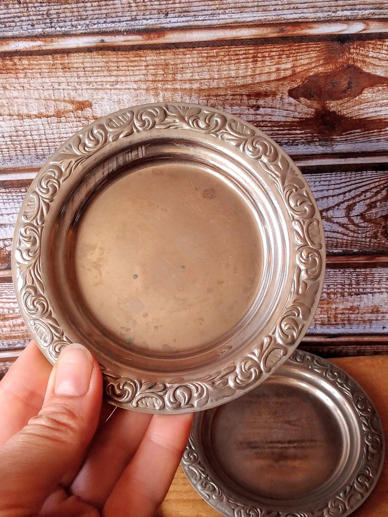 Vintage Metal Coasters Drink Coasters Vintage Round Serving Etsy UK