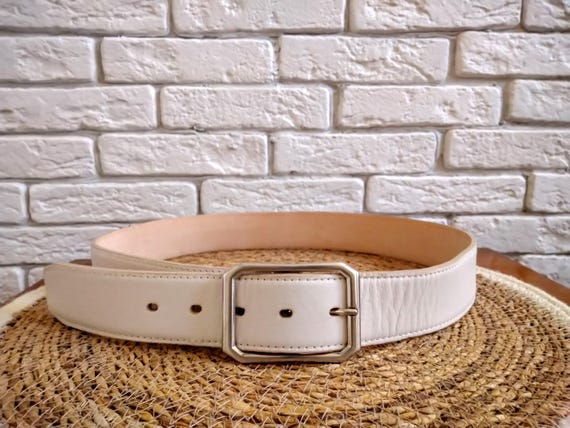 Vintage MABEL White Leather Belt: Silver Buckle, Made in  display picture 3