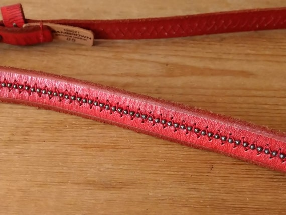Vintage Red Leather Skinny Belt: Studded Women display picture 1