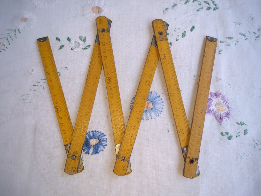 Vintage Yellow Folding Ruler: Carpenter Zig Zag Meter, Primitive Tool ...
