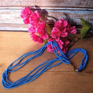 Collana vintage a quattro fili con perline di plastica blu, collana di perline di semi, collana blu, accessori vintage