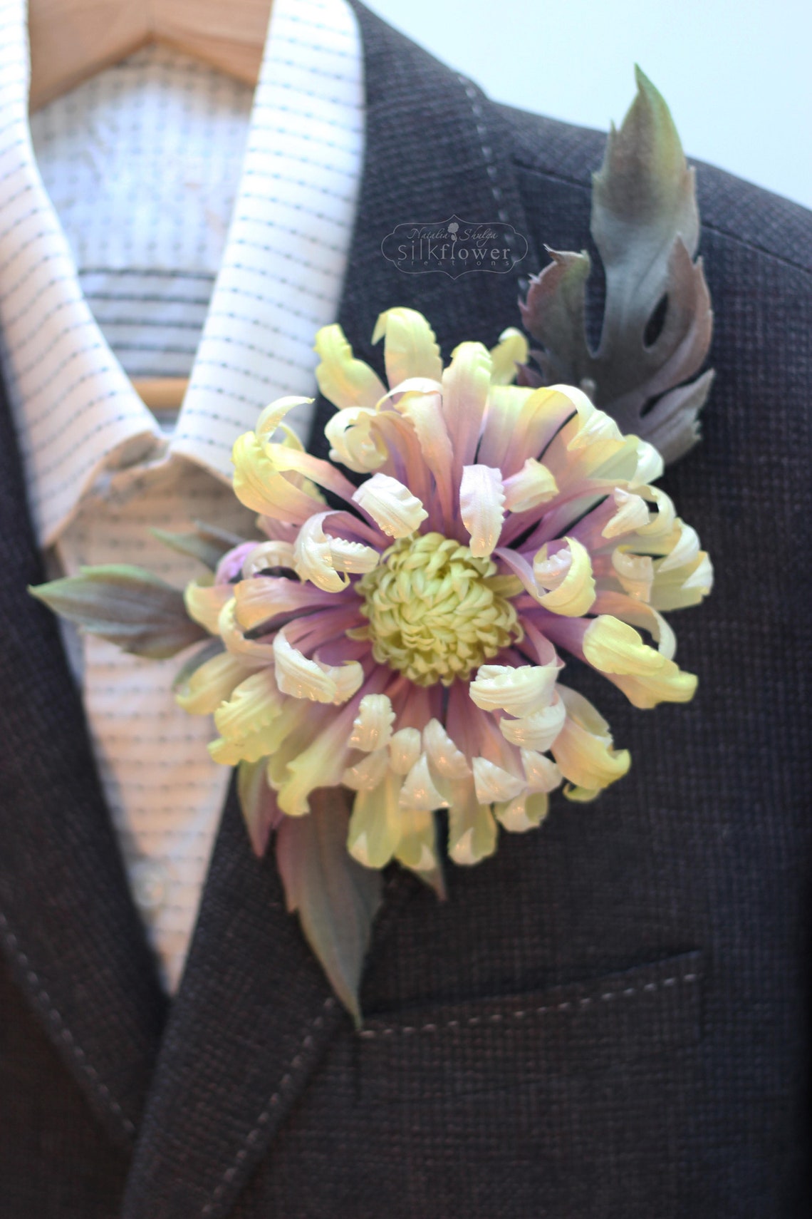 Large Chrysanthemum Boutonniere 3D Silk Flower Corsage Etsy