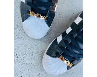 Que Chula Shoelace Charms