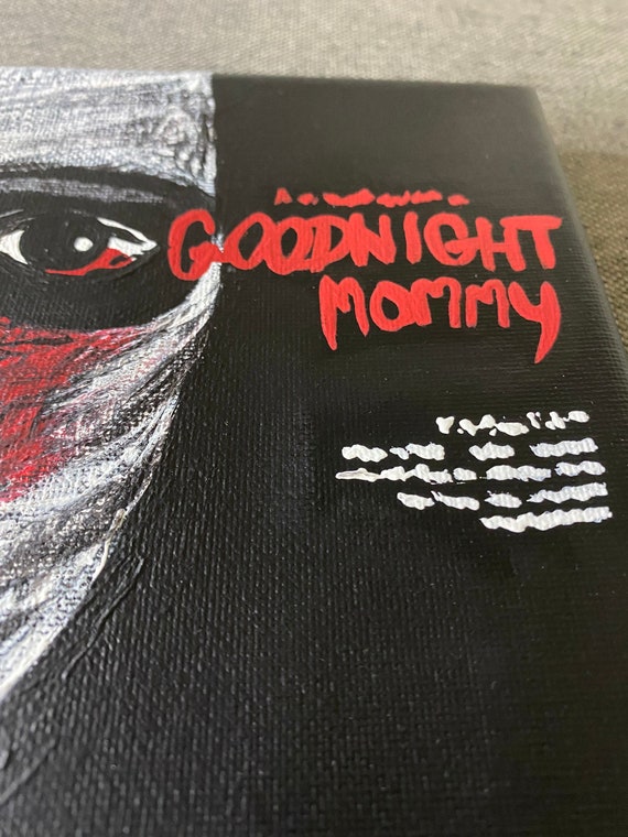 Buenas noches mami / Cartel de película de terror / Mini - Etsy España Buenas noches mami / Cartel de película de terror / Mini - Etsy España