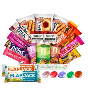 Cesta de regalo sin gluten, pasteles, galletas y snacks. Un detalle para celíacos. imagen 1
