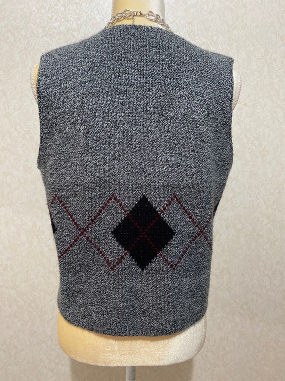Vintage Sweater Vest, 1980s, Boxy Fit, Argyle, V … - image 5