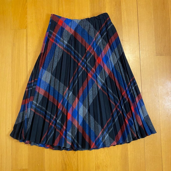 1970s Vintage Pleated Skirt, Plaid Wool, Lightwei… - image 1