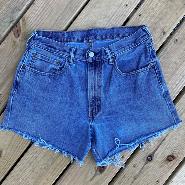 Vintage Levis 550 Cutoffs, Size Medium, Waist 33, High Rise, Mom Jeans