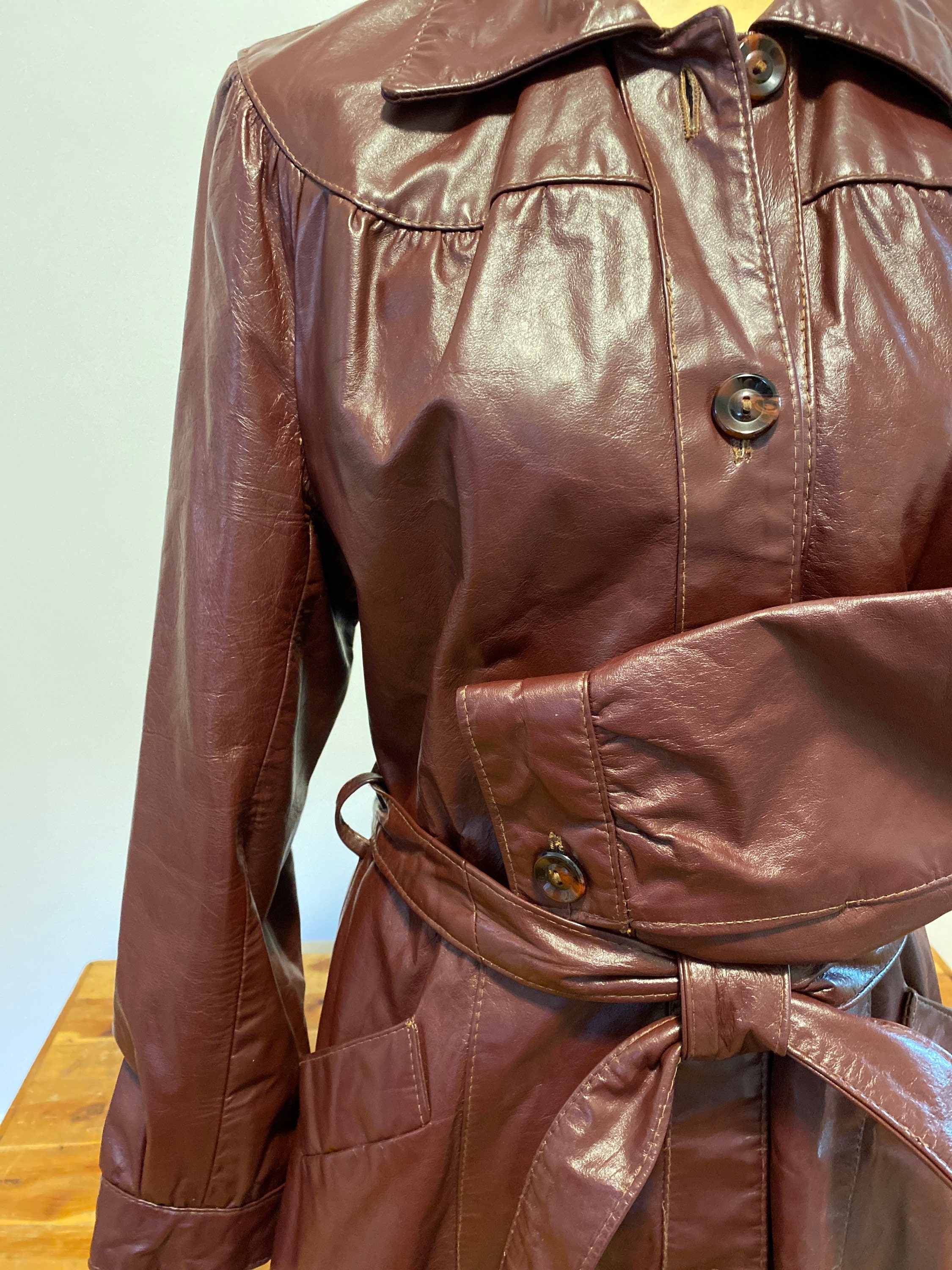 【希少品】Vintage Leather Long Trench Coat Vintage Black Leather Long Trench Coat. Originally Women's