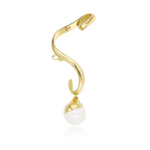 Adjustable 18k Yellow Gold Vermeil Gold Ear Cuff, White Pearl, Devotion Collection image 8