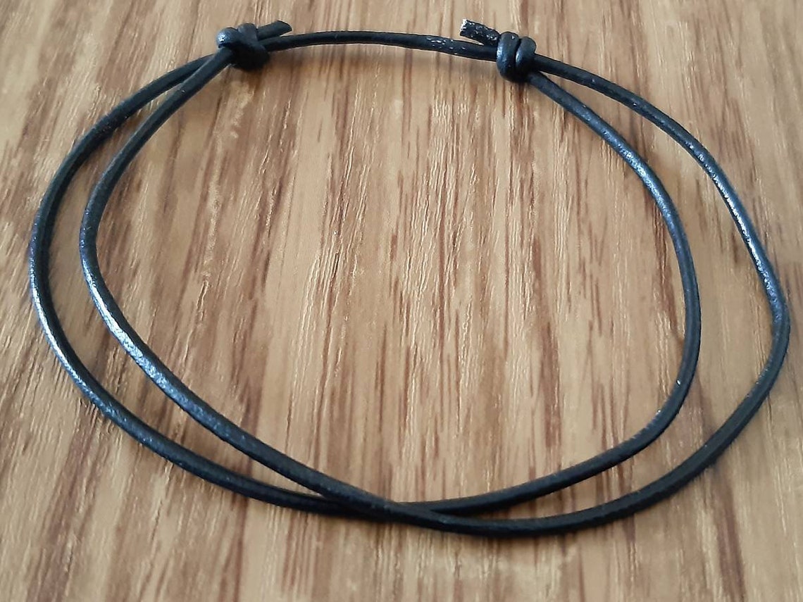 Pulsera de cordón de cuero negro Unisex Handmade. Perfecto Etsy España