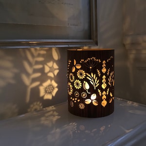 Floral  Detail Candle Holder Lantern - Mothers day gift, candle centerpiece, natural decor, spring decor, gift for mum, step mum gift