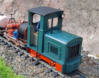 7/8ths 1:13.7 3D printed full cab industrial diesel critter kit