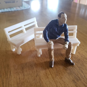 Unpainted 20.3 scale Lifelike seated modern Figure for G scale Garden Railway