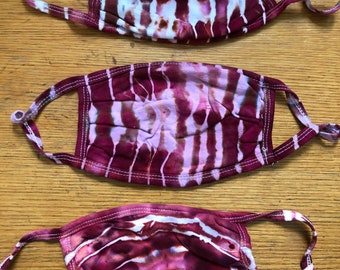 Raspberry tie dye face covering