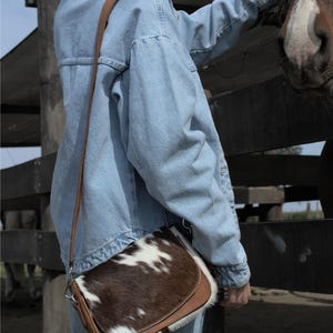 Elevate your style with rustic elegance. This handcrafted Argentine leather bag is the perfect unique accent.