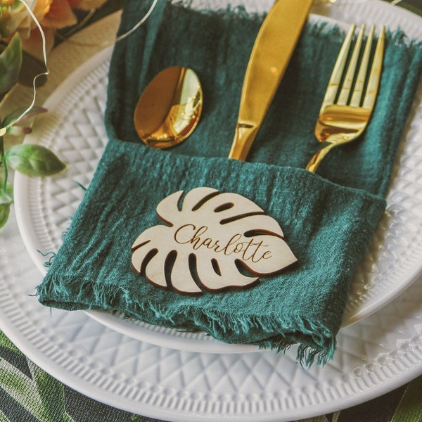 Monstera Place Card - Tropical Wood Leaf Wedding Table Names - Guest Names - Custom Party Decorations - Wooden Place Cards - Table Setting