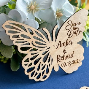 Aimants Save the Date papillon Faire-part de mariage personnalisé Faire-parts gravés sur bois Aimant Save the Date Quinceanera Invitation image 5