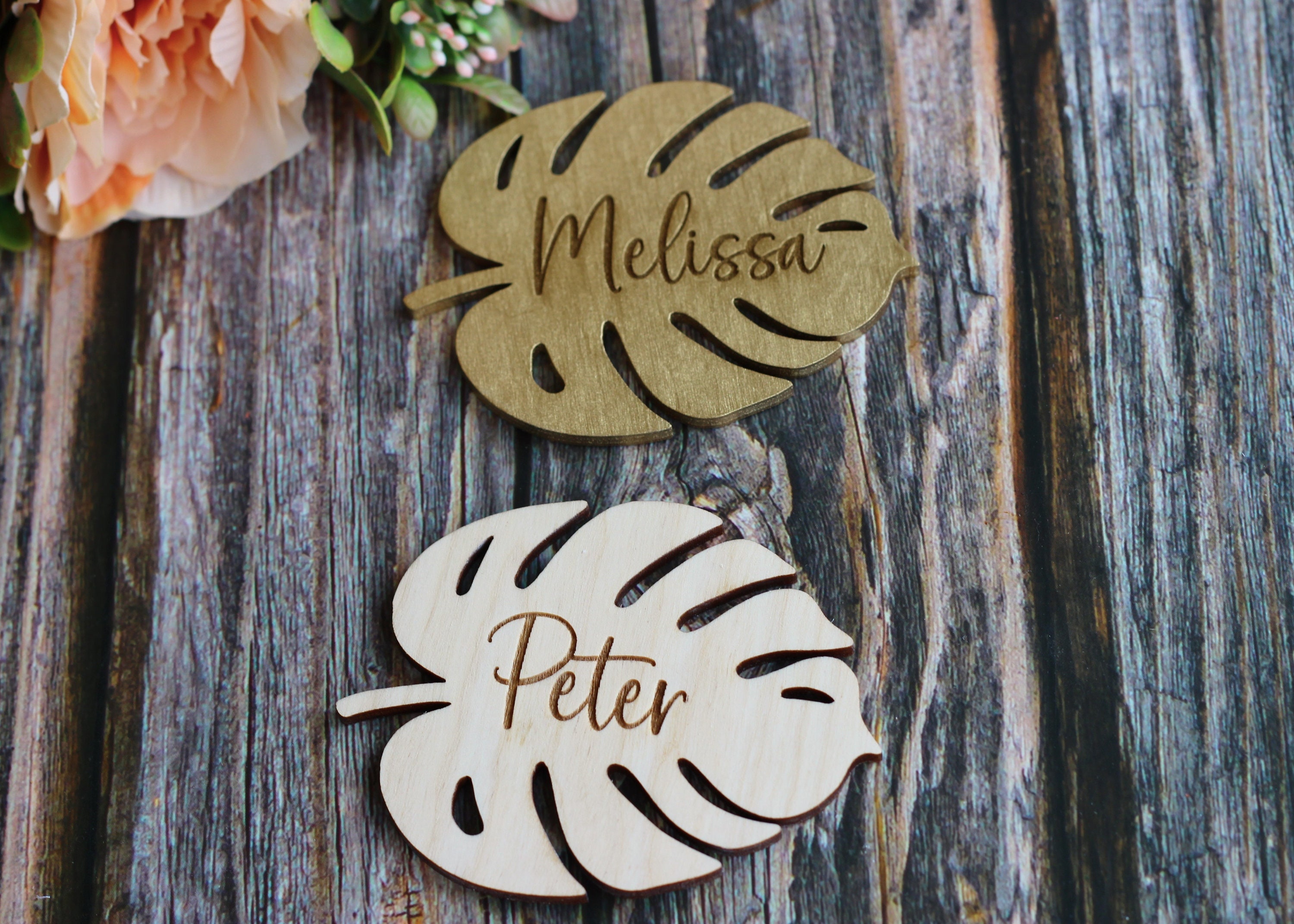Monstera Place Card - Tropical Wood Leaf Wedding Table Names - Guest Names - Custom Party Decorations - Wooden Place Cards - Table Setting