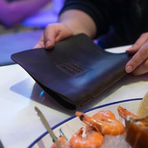Menú de cuero - Funda grabada personalizada, portamenús personalizado para bares y restaurantes