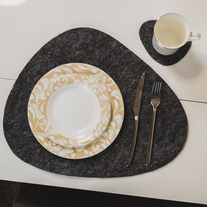 Modern Felt Placemats and Coasters Set: Personalized Table Decor