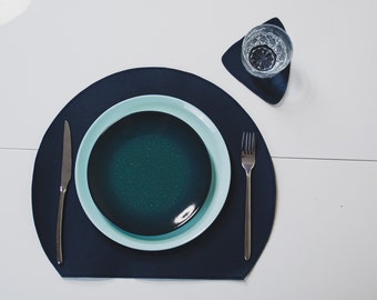 Leather Placemats – Custom Dining Table Mats – Personalized Leather Gift – Handmade Tableware – Eco-Friendly Home Decor