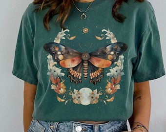 Maglietta Boho Moth, Maglietta Celestial Moth, Maglietta Cottagecore, Maglietta Witchy Hippie Moth Girl, Estetica Boho Granola Girl, Regalo Mystical Moth