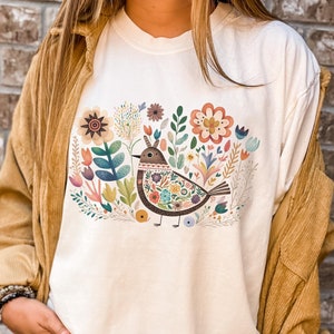 Boho Folk Art Bird Shirt, Comfort Colors Bird and Flowers Shirt, Boho Tshirt, Flower Shirt, Cottagecore Shirt, Boho Spring Tshirt 4XL PM1073