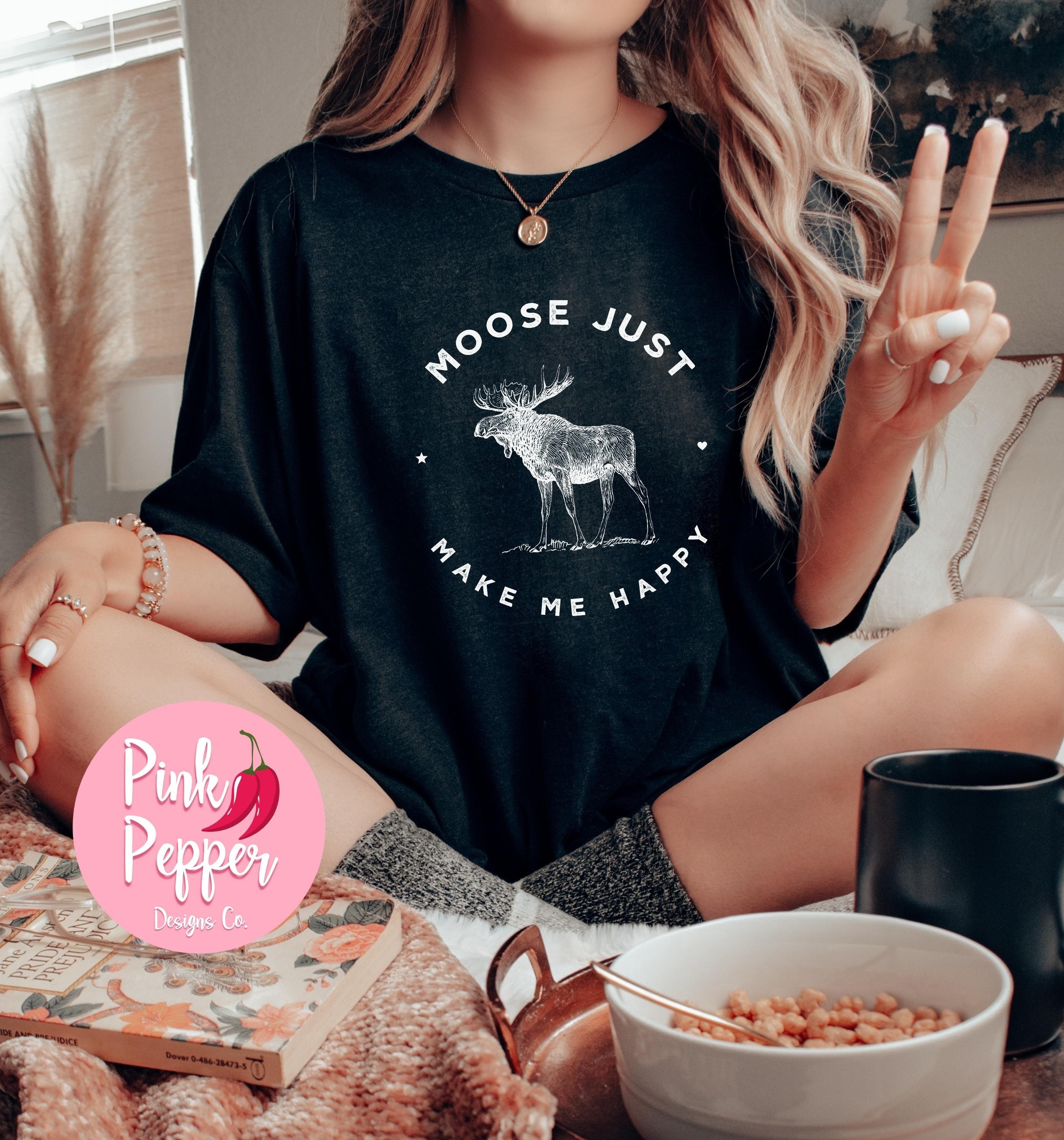 Moose T-Shirt, Moose Make Me Happy T-Shirts Moose T-Shirt, Moose Make Me Happy T-Shirts