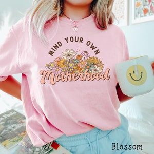 Boho Motherhood Comfort Colors® Tshirt, Cute Retro New Mom Shirt, Mother&#39;s Day Gift Shirt, Cute Flower Boho Motherhood Shirt to 4XL PM1066