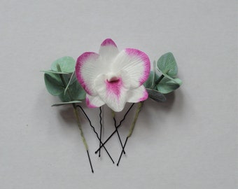 Hairpins with dendrobium orchid and eucalyptus