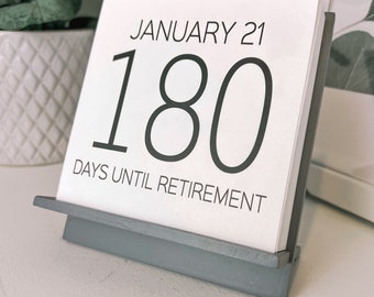 Retirement Countdown Calendar – Custom Retiring Gift for Colleague, Boss, Dad, Mom, Grandpa, Grandparent