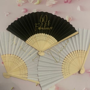 Paper and bamboo personalised hand fan white pink black wedding hen party girls holiday gift wedding birthday bulk order baby shower bride
