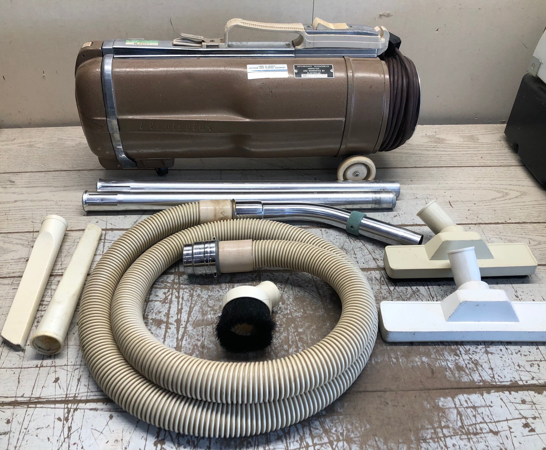 Central Vacuum Hose Electrolux for sale Only 4 left at 65