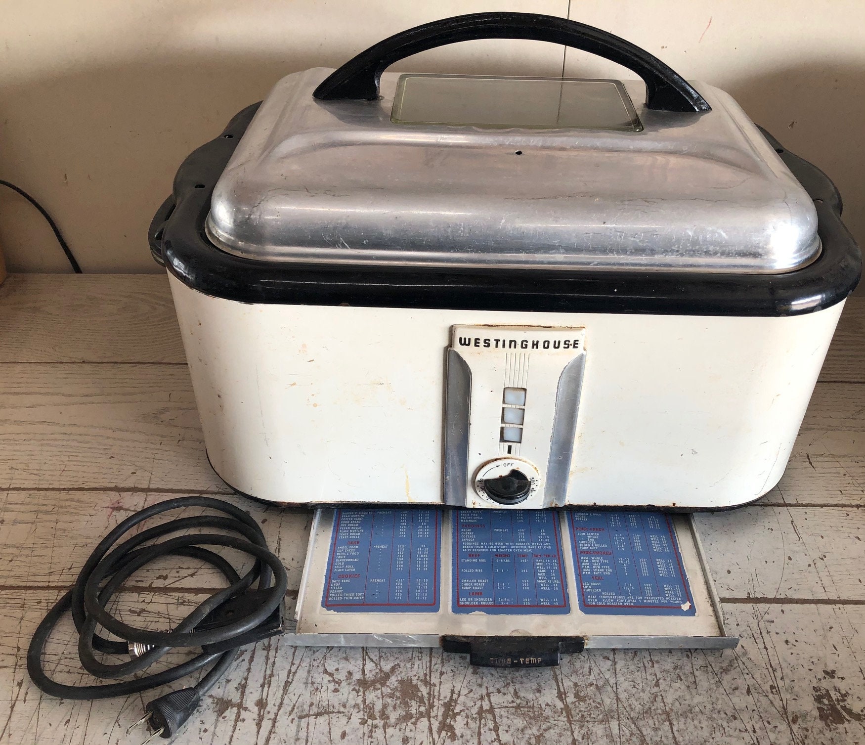 Nesco Roaster Oven for sale | Only 3 left at -75%