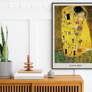 Gustav Klimt The Kiss Print, Klimt Exhibition Poster, Der Kuss, Art Nouveau Print, Golden Wall Art, Famous Love Painting Wall Art