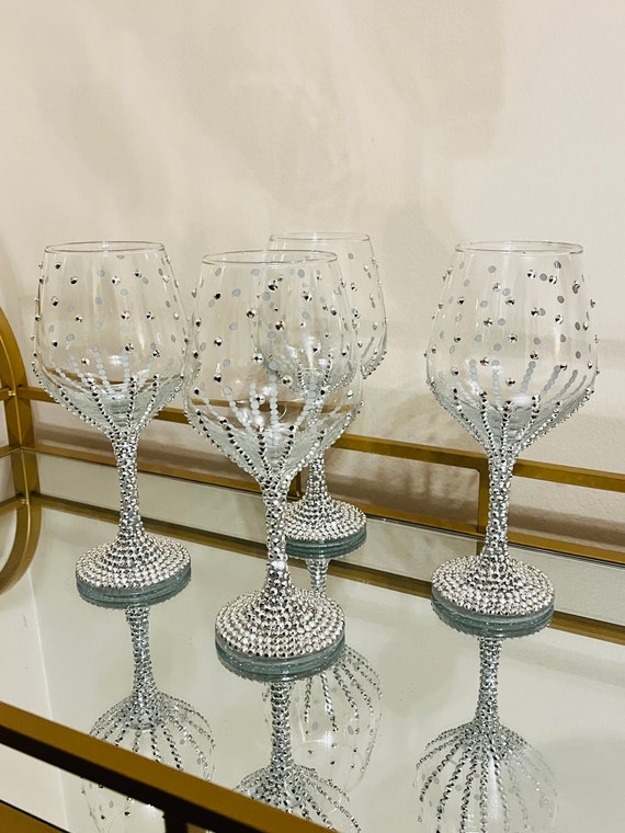 Wine glass decor discount