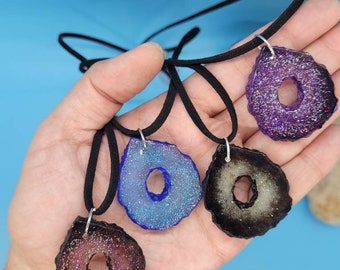 Faux Geode (circle) resin pendants