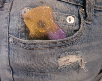 Guitar Shaped Resin Pick Holders