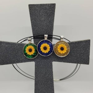 Sunflower necklace