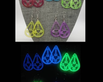 Glow Teardrop Heart Zia Earrings