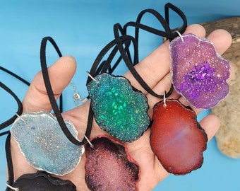 Faux Geode (large Oval) resin pendants