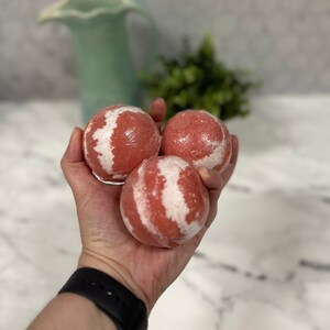 Large Peppermint Bath Bomb | XL Bath Bomb | Bubble Bath | LIMITED EDITION | Kid Bath Bombs | Adult Bath Bombs | Favorite Bath Bombs | Gift