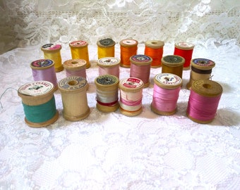 Vintage Wooden Thread Spool Lot (18 ct) ~ Varied Sizes Amount of thread ~ A-P-Co, Coats & Clark's, Corticelli J and P Coats, Lily, Talon