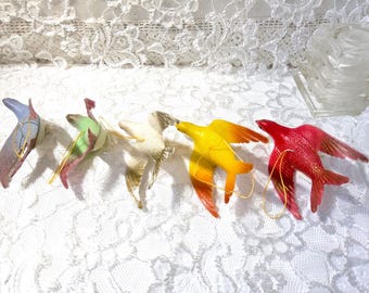 Retro Flying Birds Ornament Set ~ Swallows~ Clip on ~ Lot of 5
