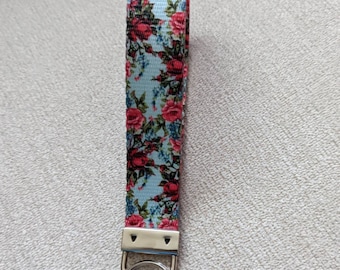 Country roses keychain lanyard, keychain wristlet, keychain bracelet, wristband, key holder, key chain, keychain, keychain lanyard, red rose