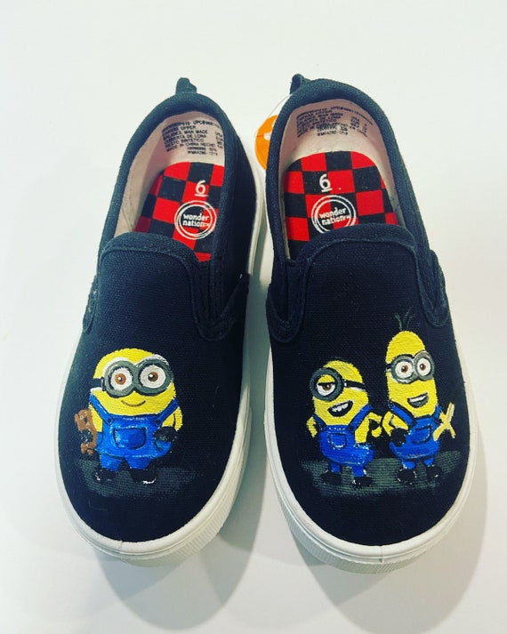 Minion shoes for clearance toddlers