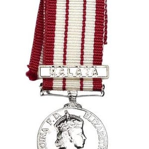 Good Quality QEII Naval General Service NGSM & Malaya Clasp Miniature Medal