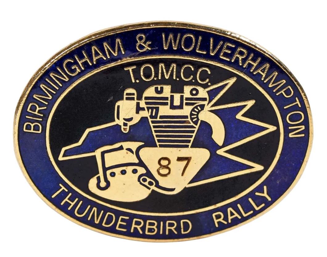 トライアンフ ピンバッジ Triumph オーナーズクラブ ビンテージ OWNERS